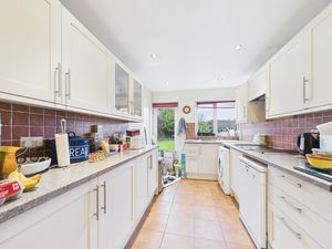 Kitchen- click for photo gallery